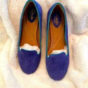 Women’s Clarks Artisan Sip on flats. Size 7.5 M